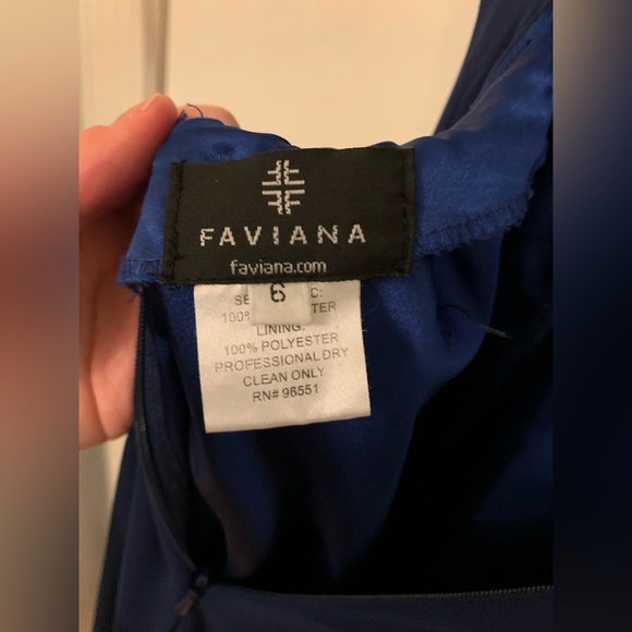 Faviana | Blue Plunge Formal Dress (6) - Picture 3 of 9